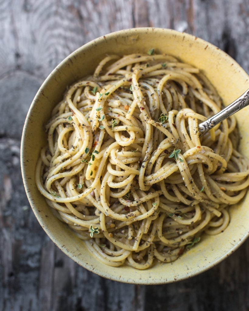 quick & dirty pasta spaghetti noodles garlic spices weeknight meals